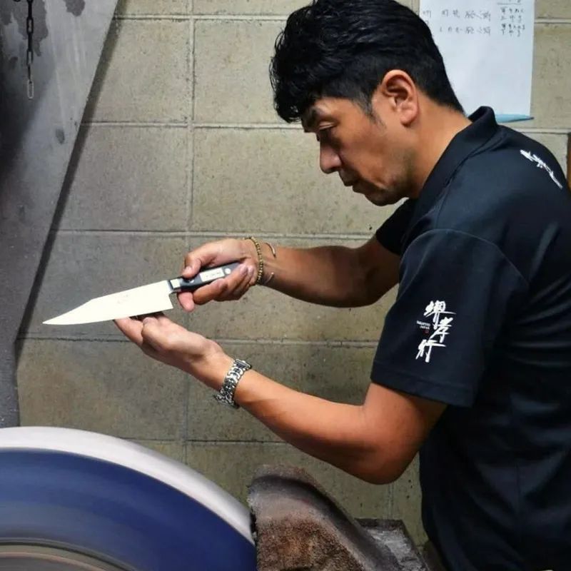 青木俊和(TOSHIKAZU AOKI)